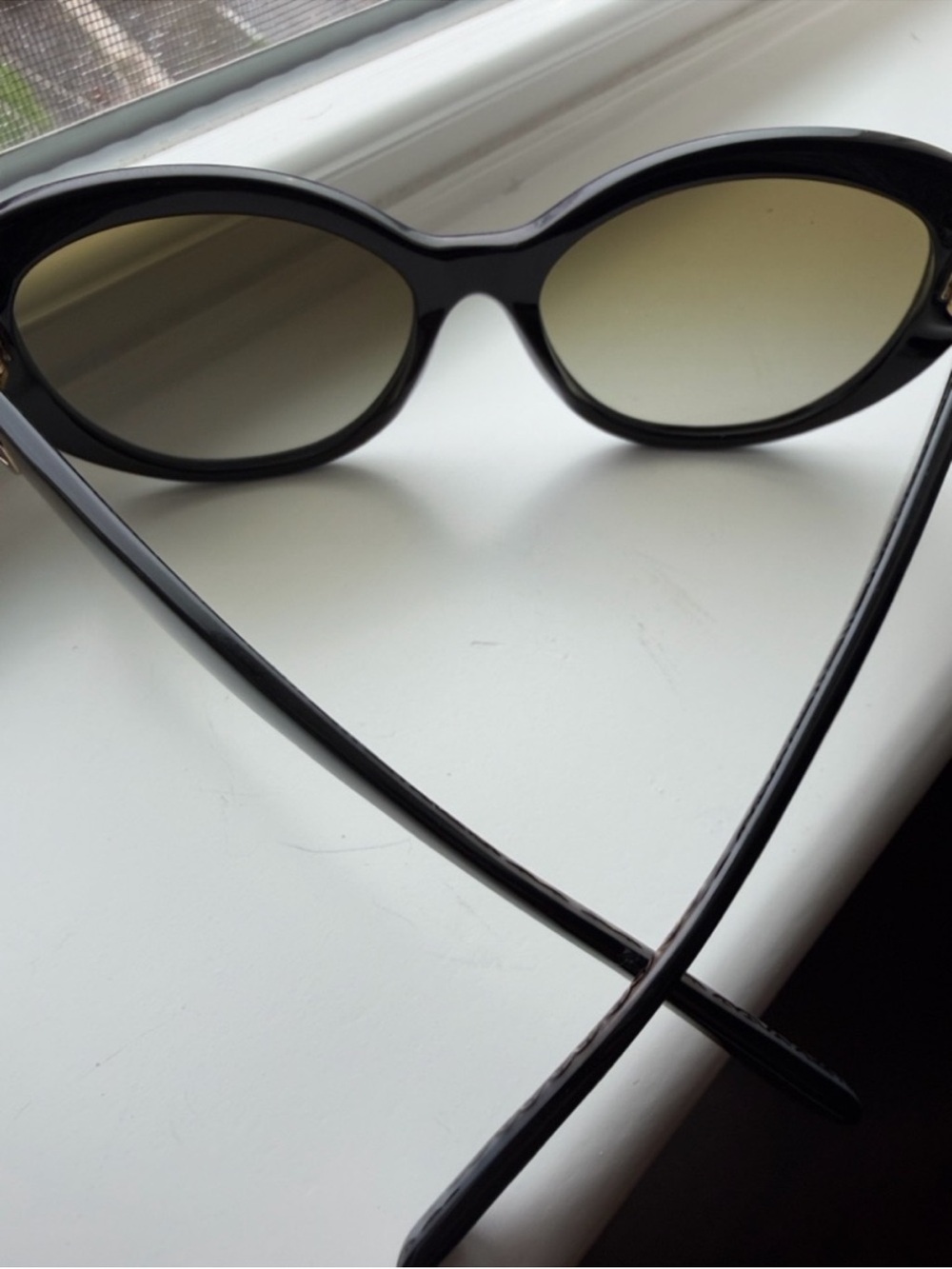 NEW TORY BURCH SOLD OUT Black Cat Eye Sunglasses Green Gradient Lens & Case - Picture 5 of 9